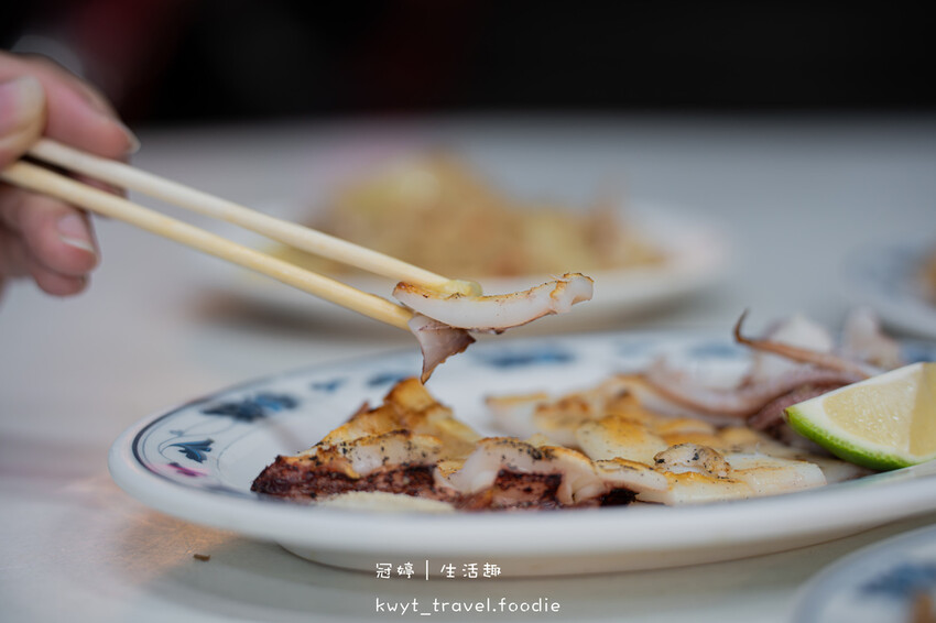 台南中西區宵夜_沙淘宮廟海產,直火炭烤香爆了!2024米其林 台南中西區宵夜_沙淘宮廟海產,直火炭烤香爆了!2024米其林