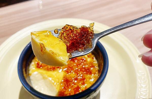 新莊火鍋推薦│大魔大滿足鍋物 超過8種特殊湯頭+一次滿足3種頂級和牛及海鮮套餐，商業午餐不用300吃到好滿足，肉品份量十足，湯頭用心調配，CP值非常高的極品火鍋店│新莊美食推薦-112.jpg