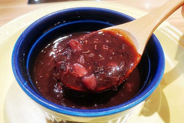 新莊火鍋推薦│大魔大滿足鍋物 超過8種特殊湯頭+一次滿足3種頂級和牛及海鮮套餐，商業午餐不用300吃到好滿足，肉品份量十足，湯頭用心調配，CP值非常高的極品火鍋店│新莊美食推薦-115.jpg