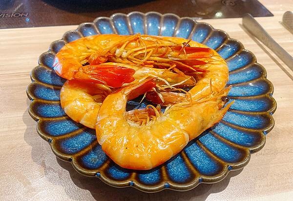 新莊火鍋推薦│大魔大滿足鍋物 超過8種特殊湯頭+一次滿足3種頂級和牛及海鮮套餐，商業午餐不用300吃到好滿足，肉品份量十足，湯頭用心調配，CP值非常高的極品火鍋店│新莊美食推薦-104.jpg