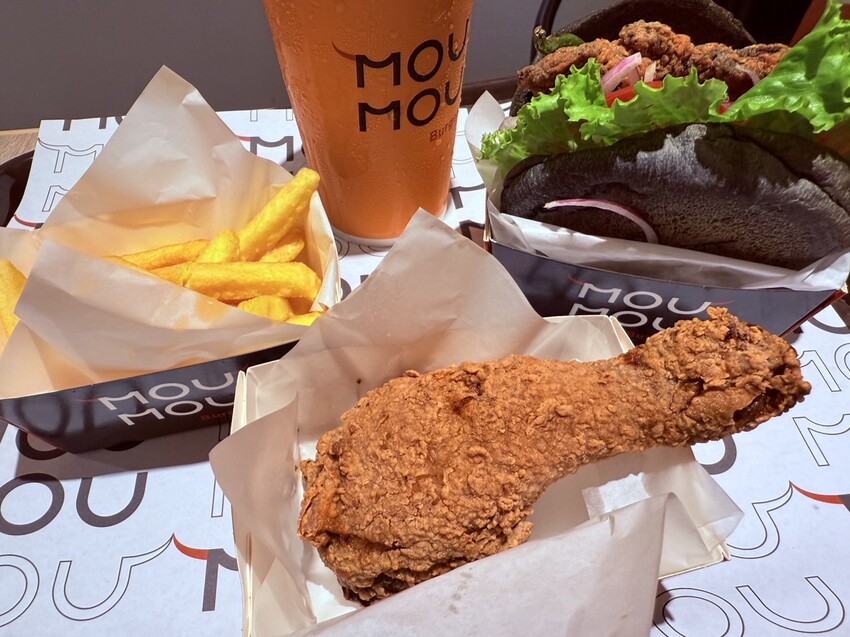 MOUMOU漢堡登場！微風南山新開幕必吃，台北美式漢堡推薦。