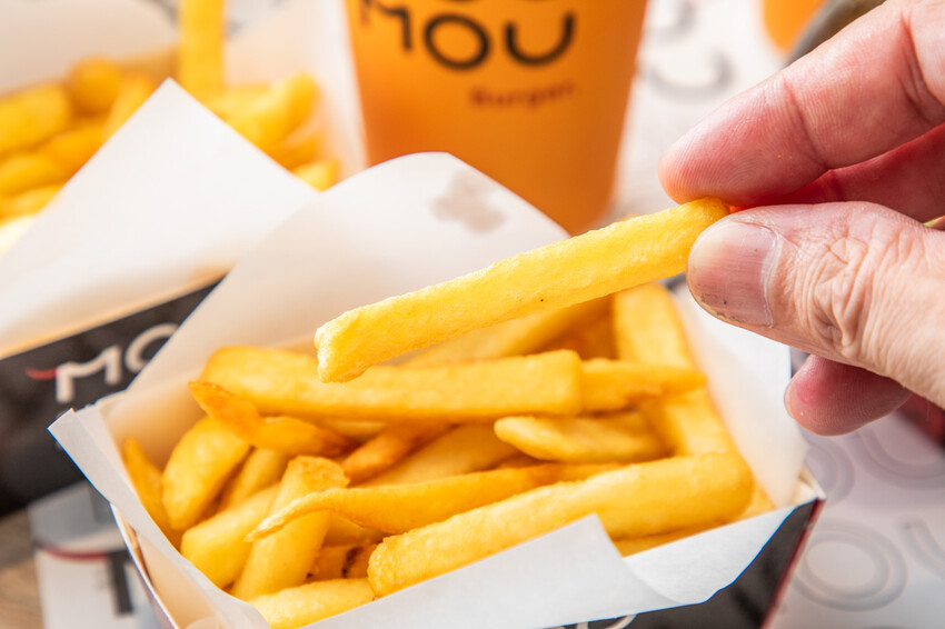 MOUMOU漢堡登場！微風南山新開幕必吃，台北美式漢堡推薦。