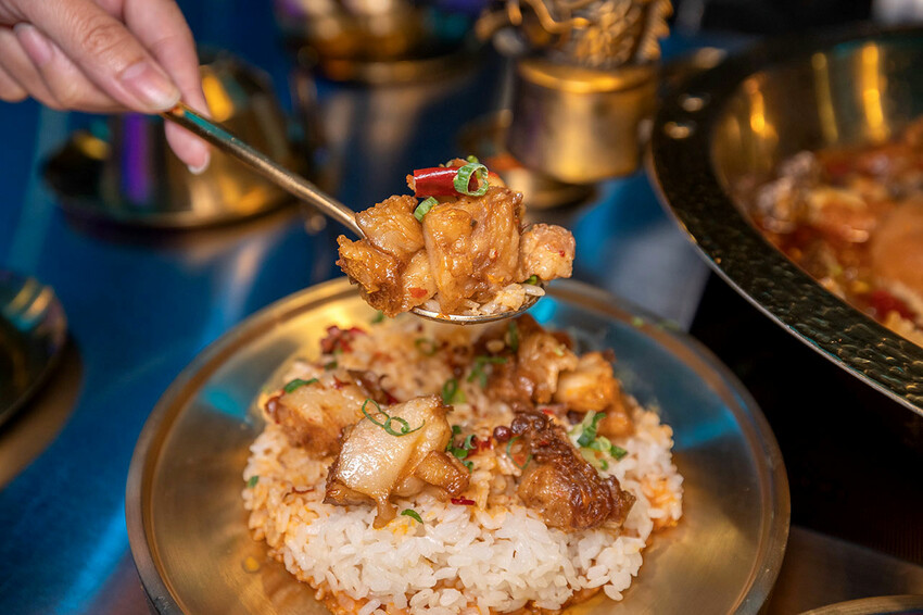 夯爐-麻辣烤鴨鍋｜逢甲烤鴨、逢甲麻辣鍋、逢甲美食、逢甲火鍋、逢甲必吃