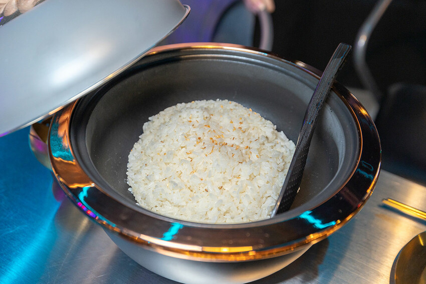 夯爐-麻辣烤鴨鍋｜逢甲烤鴨、逢甲麻辣鍋、逢甲美食、逢甲火鍋、逢甲必吃