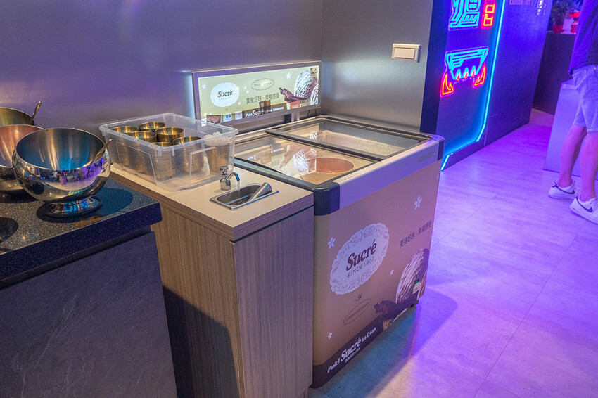 夯爐-麻辣烤鴨鍋｜逢甲烤鴨、逢甲麻辣鍋、逢甲美食、逢甲火鍋、逢甲必吃