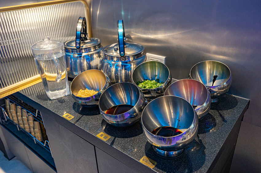 夯爐-麻辣烤鴨鍋｜逢甲烤鴨、逢甲麻辣鍋、逢甲美食、逢甲火鍋、逢甲必吃