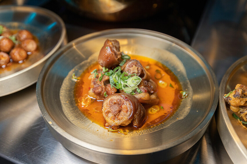 夯爐-麻辣烤鴨鍋｜逢甲烤鴨、逢甲麻辣鍋、逢甲美食、逢甲火鍋、逢甲必吃