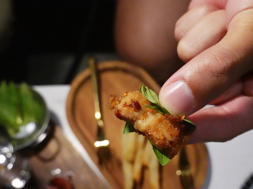 台北市松山區台北松山—HP-Herbal Prescription 花草處方籤｜身穿藥師服在迷霧中施展花草系調酒魔法｜南京三民、市民大道