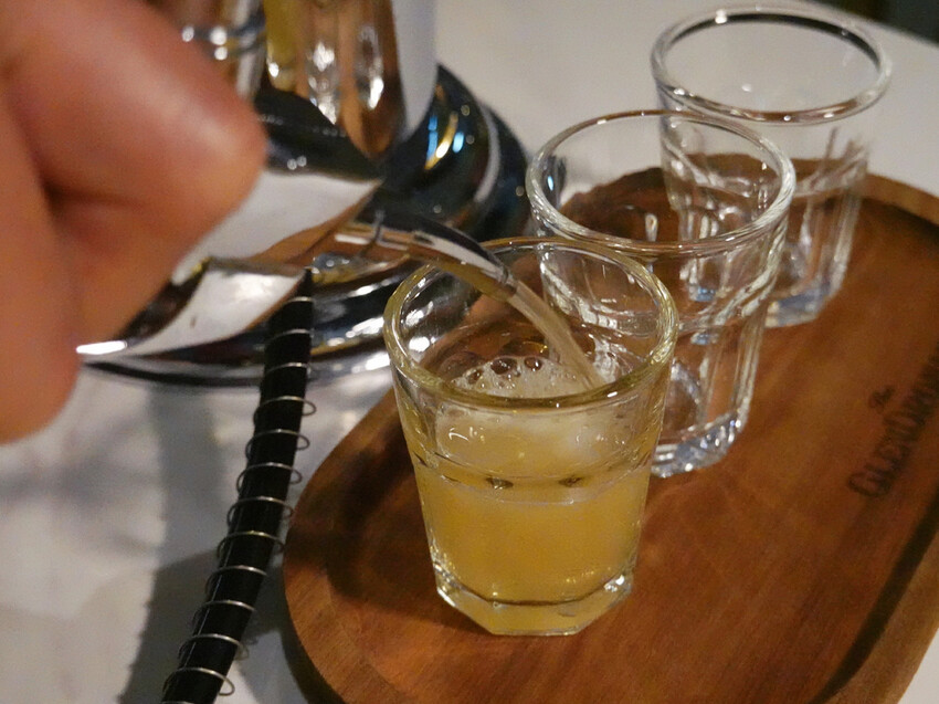 台北市松山區台北松山—HP-Herbal Prescription 花草處方籤｜身穿藥師服在迷霧中施展花草系調酒魔法｜南京三民、市民大道