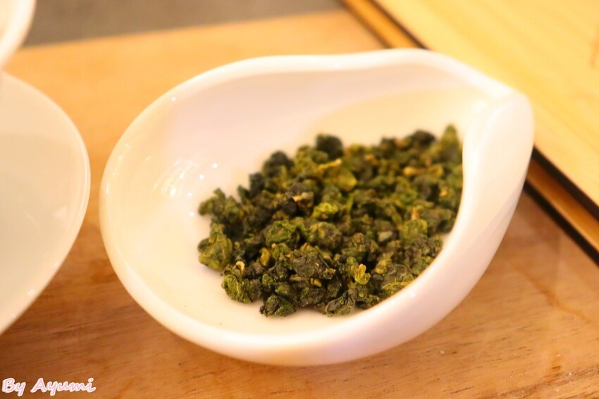 台南市安南區[中秋送禮推薦]泊軒茶飲咖啡專賣店/泊軒提供「內用服務」， 邀您來店喝茶，喜歡再帶走/維持服務品質，採預