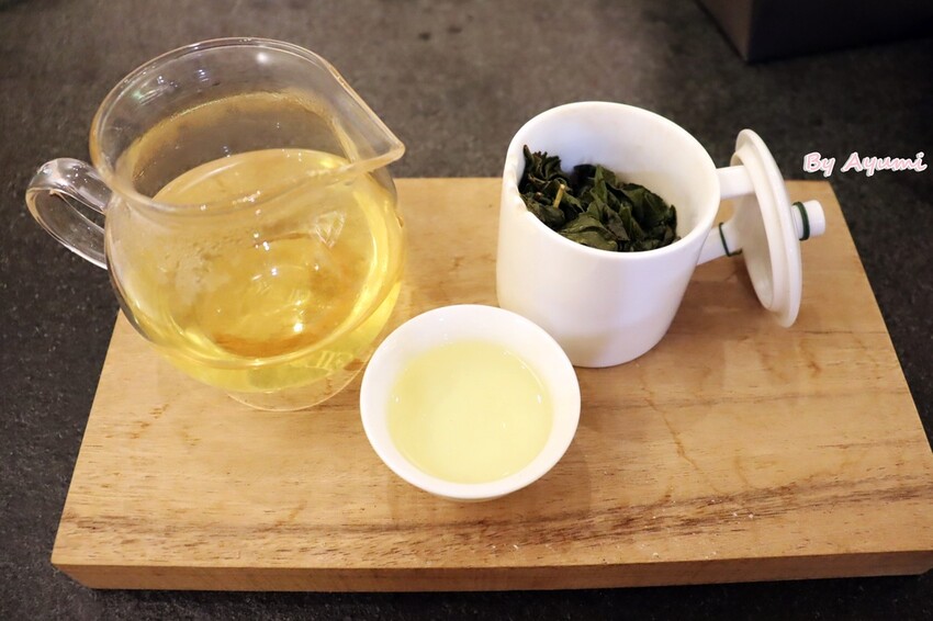 台南市安南區[中秋送禮推薦]泊軒茶飲咖啡專賣店/泊軒提供「內用服務」， 邀您來店喝茶，喜歡再帶走/維持服務品質，採預