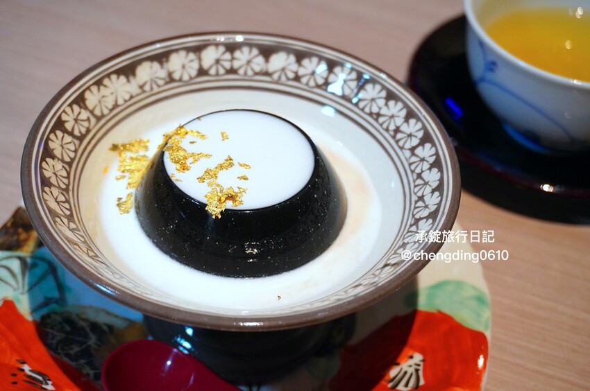 台中市北屯區日本米其林二星主廚《無菜單料理》,11月免費招待吃螃蟹, 餐廳還有兩隻梅花鹿! - 承錠旅行日記