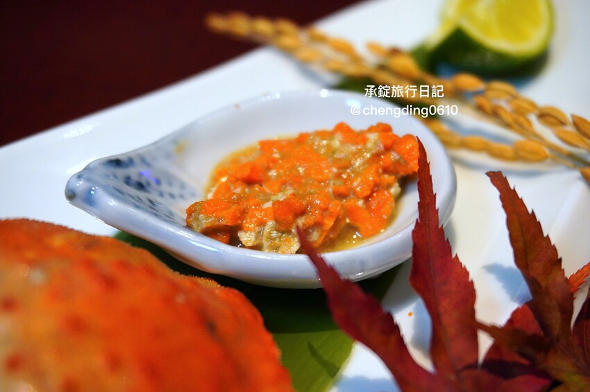 台中市北屯區日本米其林二星主廚《無菜單料理》,11月免費招待吃螃蟹, 餐廳還有兩隻梅花鹿! - 承錠旅行日記