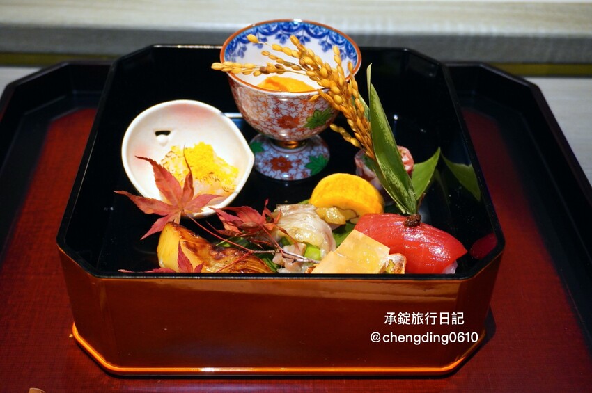 台中市北屯區日本米其林二星主廚《無菜單料理》,11月免費招待吃螃蟹, 餐廳還有兩隻梅花鹿! - 承錠旅行日記