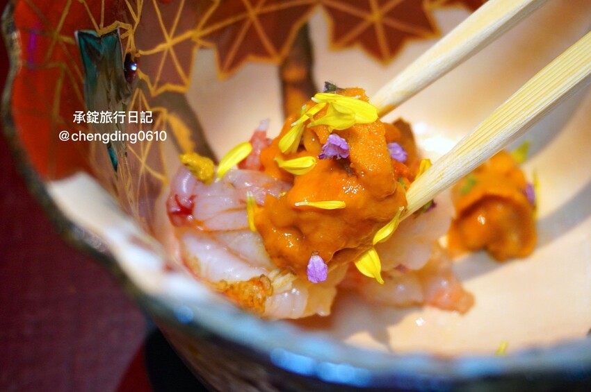 台中市北屯區日本米其林二星主廚《無菜單料理》,11月免費招待吃螃蟹, 餐廳還有兩隻梅花鹿! - 承錠旅行日記