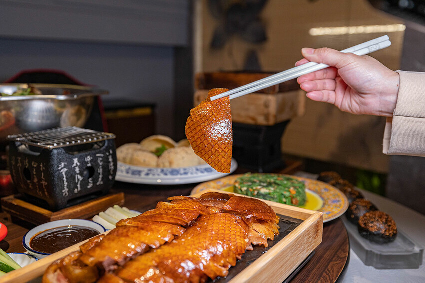 墨川四川樟茶烤鴨｜2025台南美食推薦