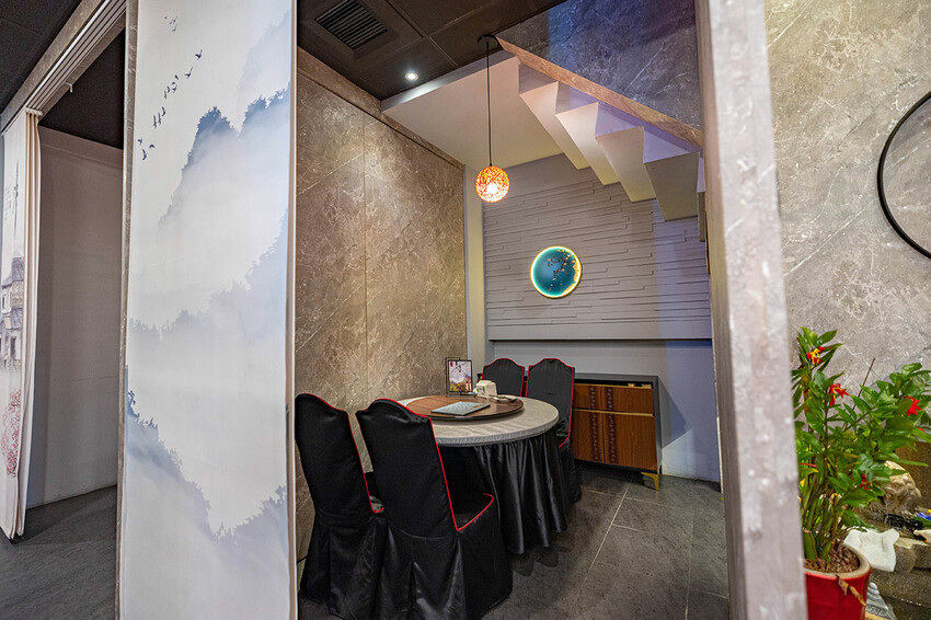 墨川四川樟茶烤鴨｜2025台南美食推薦