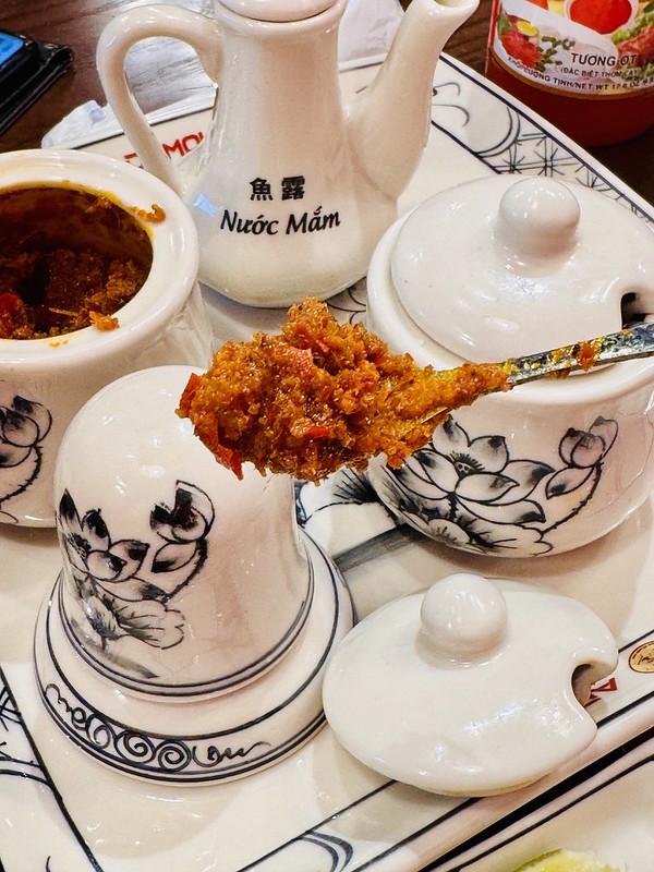 中壢火車站美食推薦！Adam Quy越南河粉超道地，經典順化牛肉米線必吃。