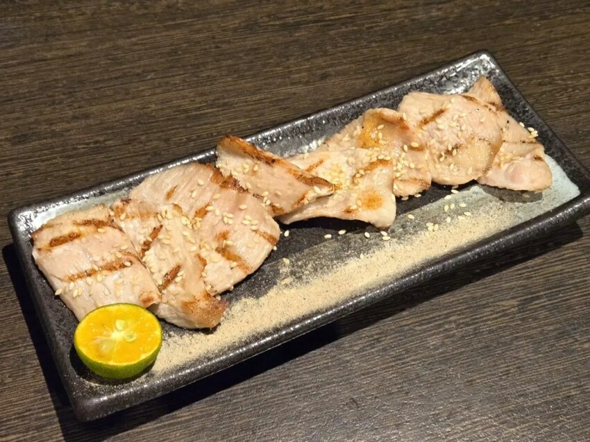 老串角居酒屋-新莊店|新莊必吃居酒屋!職人最愛炭火串燒!超厚明太子山藥!新莊日式推薦、新莊居酒屋推薦 - 佛系旅遊筆記