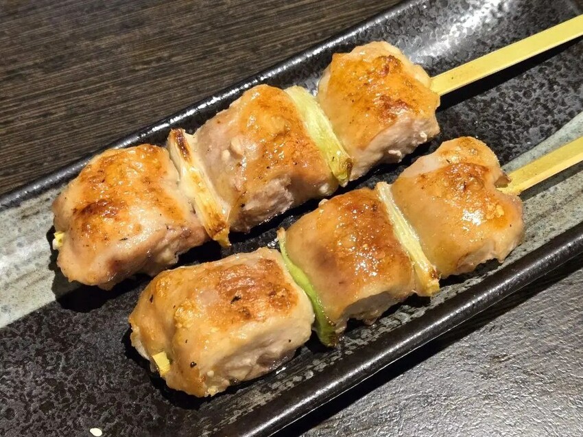 老串角居酒屋-新莊店|新莊必吃居酒屋!職人最愛炭火串燒!超厚明太子山藥!新莊日式推薦、新莊居酒屋推薦 - 佛系旅遊筆記