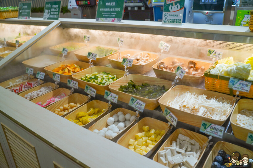 台南首間 星野肉肉鍋 安平府前店 街邊店,和牛吃到飽、超過50種鍋物料無限放、超萌星野熊、升降鴛鴦鍋 - 跟著尼力吃喝玩樂&親子生活