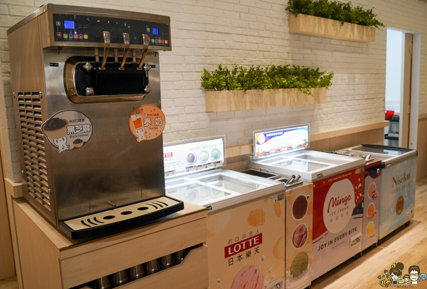 台南首間 星野肉肉鍋 安平府前店 街邊店,和牛吃到飽、超過50種鍋物料無限放、超萌星野熊、升降鴛鴦鍋 - 跟著尼力吃喝玩樂&親子生活