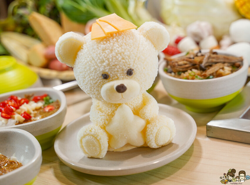 台南首間 星野肉肉鍋 安平府前店 街邊店,和牛吃到飽、超過50種鍋物料無限放、超萌星野熊、升降鴛鴦鍋 - 跟著尼力吃喝玩樂&親子生活