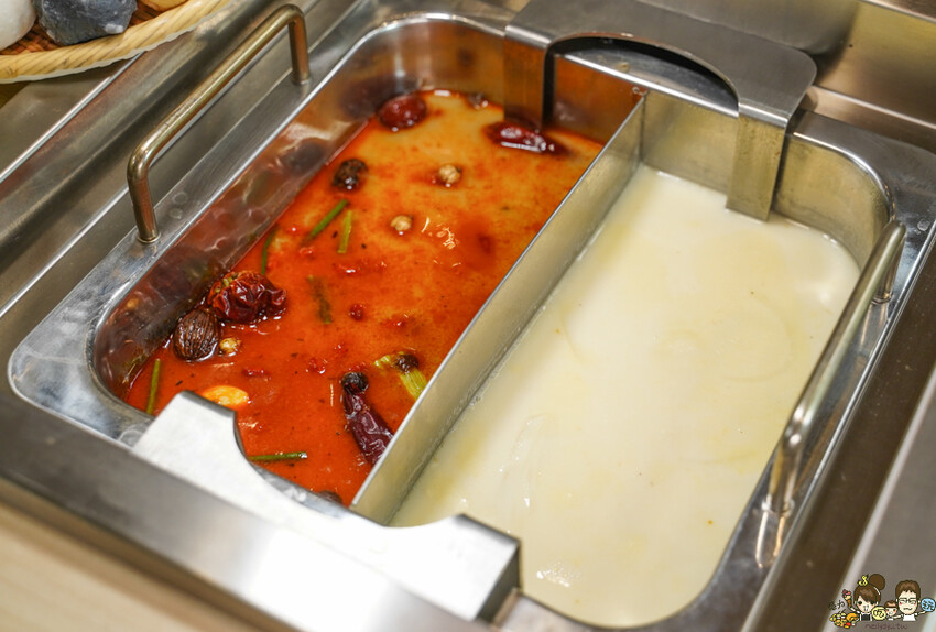 台南首間 星野肉肉鍋 安平府前店 街邊店,和牛吃到飽、超過50種鍋物料無限放、超萌星野熊、升降鴛鴦鍋 - 跟著尼力吃喝玩樂&親子生活