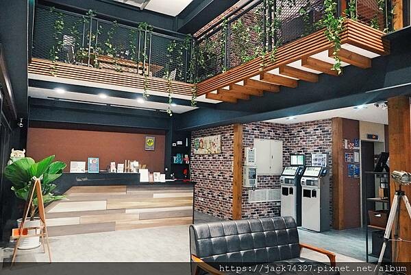 {南投住宿}OWL Hostel 貓頭鷹旅店