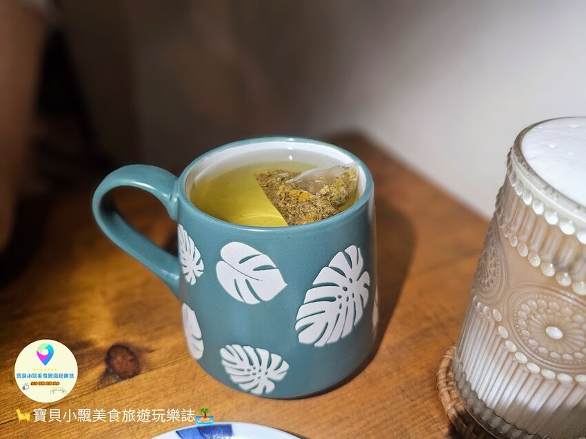 台南北區甜點必訪！貓咪友善空間『餵食三刻』，宵夜甜點、美味飲品陪你聊到深夜，讓喵星人治癒你一整天的疲憊心情！