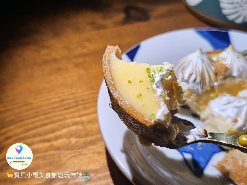 台南北區甜點必訪！貓咪友善空間『餵食三刻』，宵夜甜點、美味飲品陪你聊到深夜，讓喵星人治癒你一整天的疲憊心情！