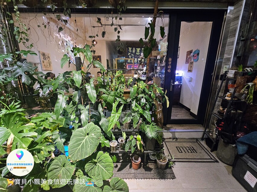 台南北區甜點必訪！貓咪友善空間『餵食三刻』，宵夜甜點、美味飲品陪你聊到深夜，讓喵星人治癒你一整天的疲憊心情！