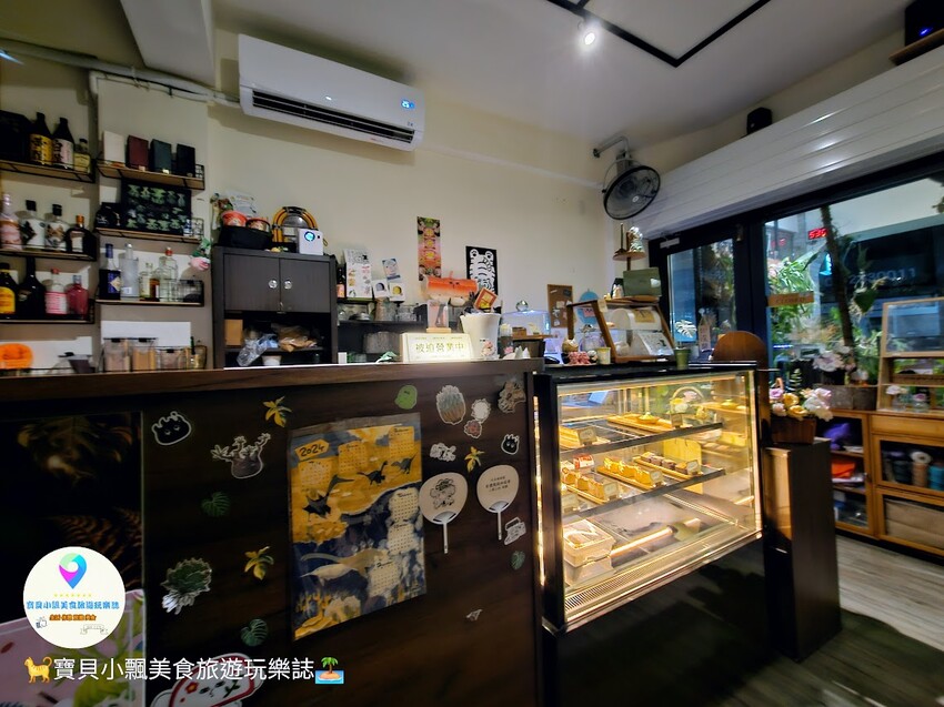 台南北區甜點必訪！貓咪友善空間『餵食三刻』，宵夜甜點、美味飲品陪你聊到深夜，讓喵星人治癒你一整天的疲憊心情！