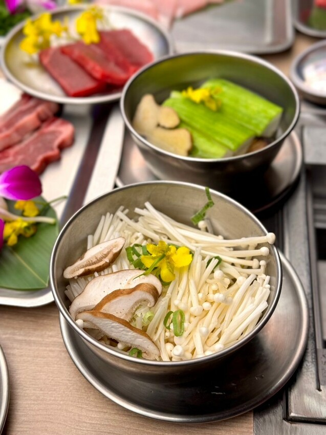 公館美食｜西門町最強燒肉插旗公館台大 598 起無限爽烤【熊一頂級燒肉-台大店】 - 雁雁｜美食 旅遊 生活娛樂