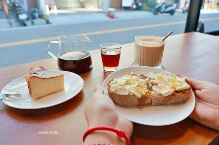 苗栗三灣山上村 Hill Cafe｜隱藏山林中的日式網美餐廳。
