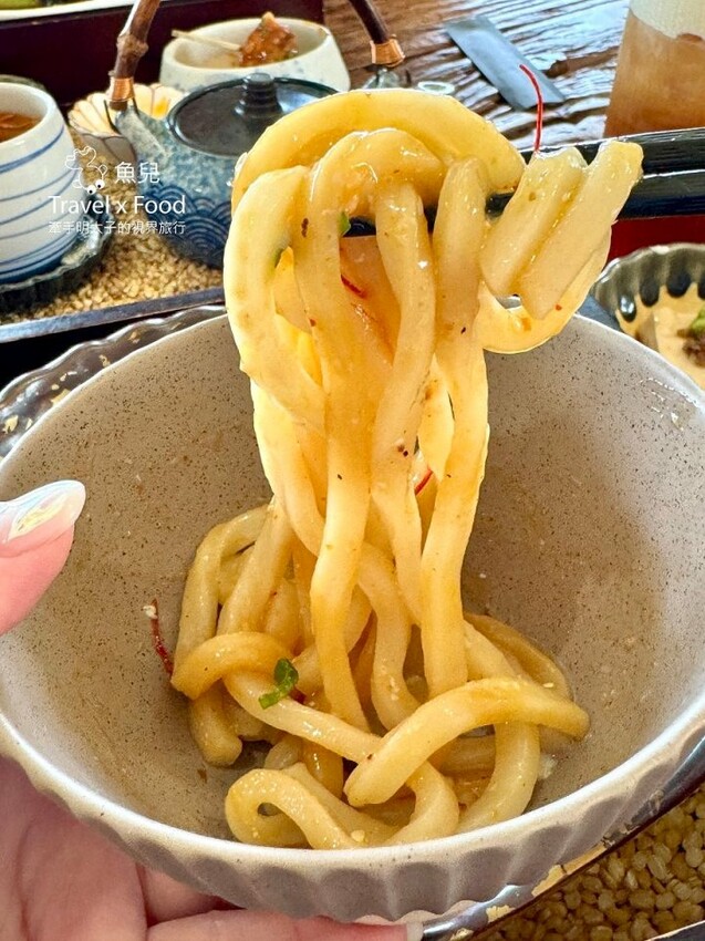 苗栗日系枯山水風格庭園,提供精緻料理與下午茶 ~ 山上村 Hill cafe - 魚兒 x 牽手明太子的「視」界旅行