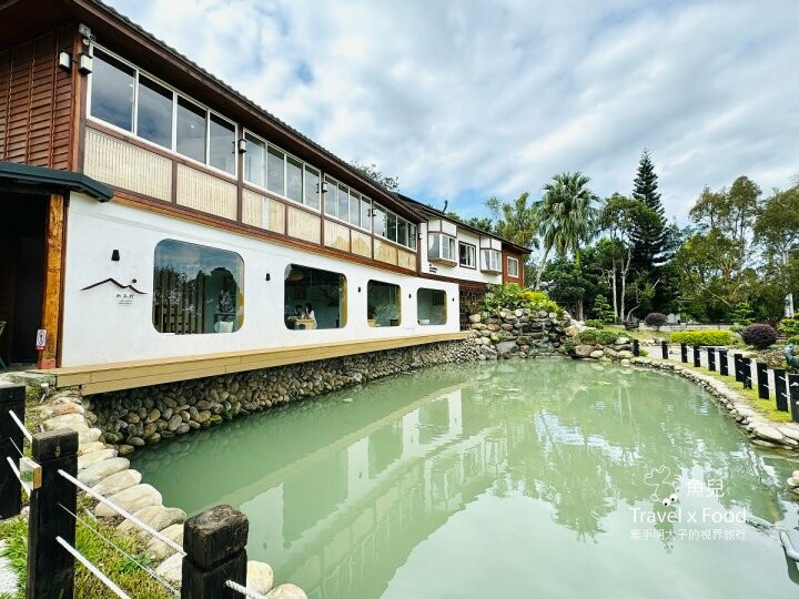 苗栗日系枯山水風格庭園,提供精緻料理與下午茶 ~ 山上村 Hill cafe - 魚兒 x 牽手明太子的「視」界旅行