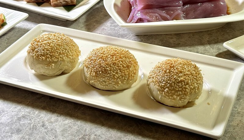 市政府站美食推薦,新葡苑信義A13新開幕,超大包廂。