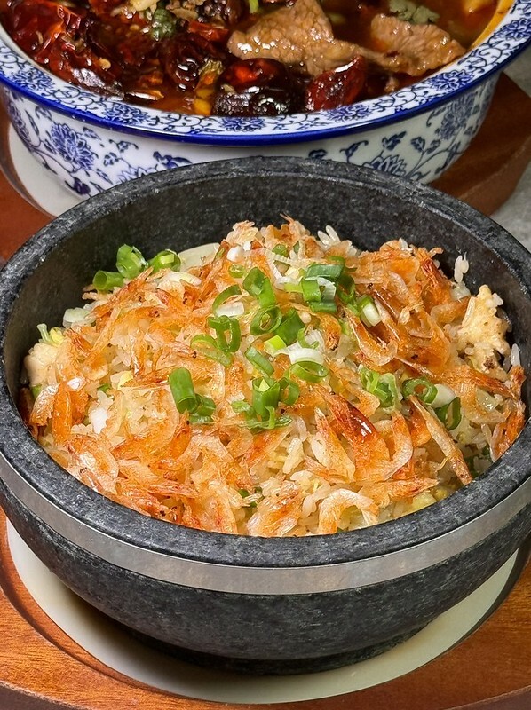 市政府站美食推薦,新葡苑信義A13新開幕,超大包廂。