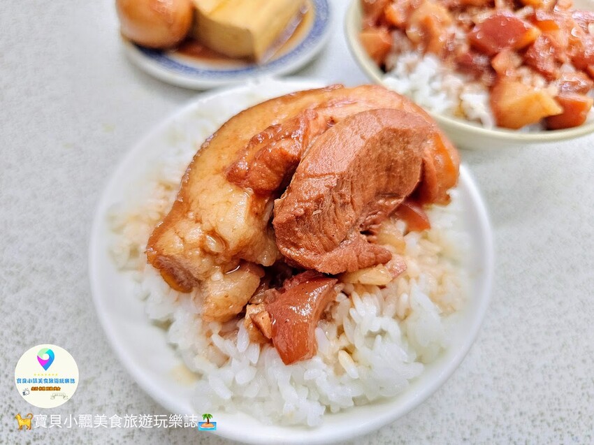 台中深夜美食!「東興市魯肉公司」營業到凌晨四點 肉燥飯 爌肉飯肥嫩多汁超推薦。