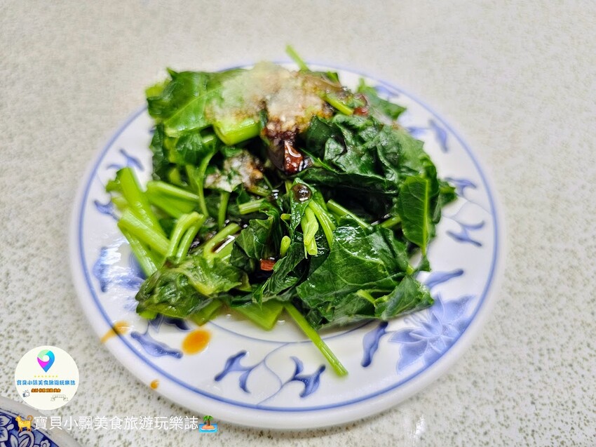 台中深夜美食!「東興市魯肉公司」營業到凌晨四點 肉燥飯 爌肉飯肥嫩多汁超推薦。