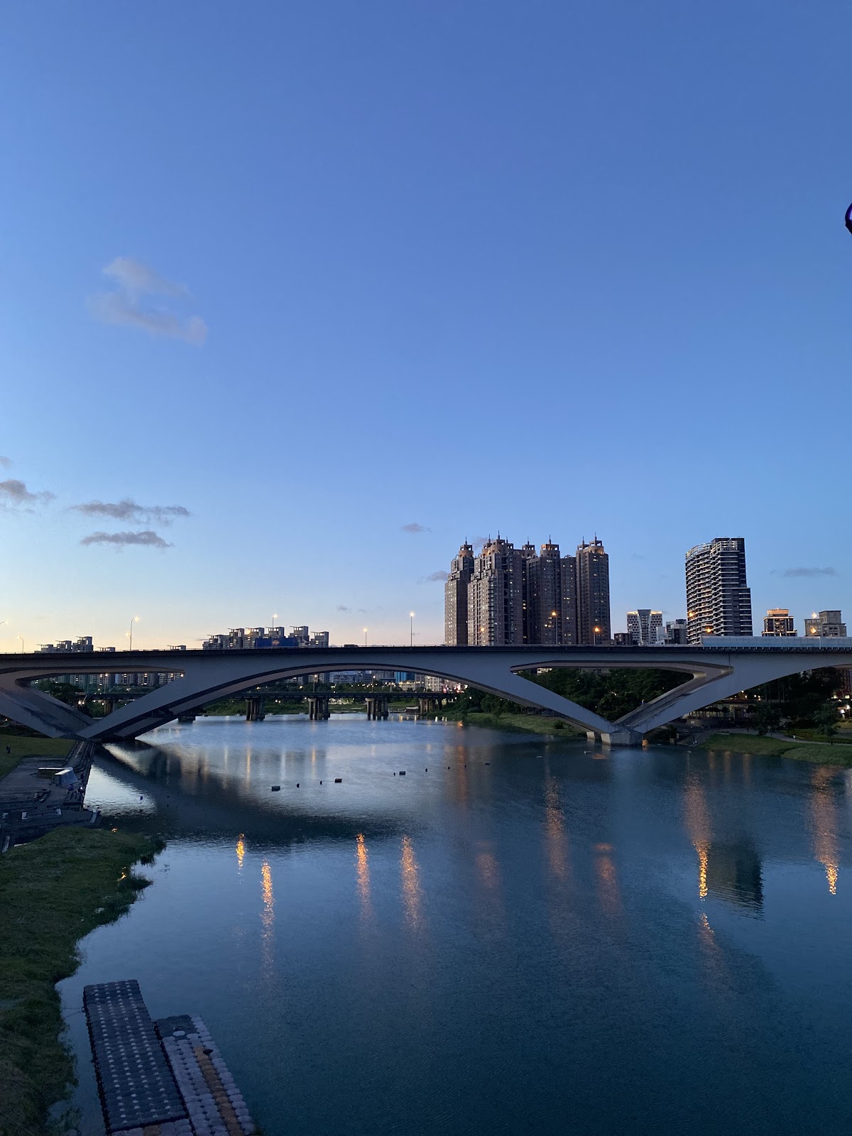 #新店 光明街邱比特串燒 🍢 碧潭散步後的宵夜好選擇