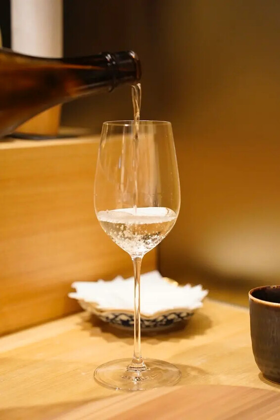 安藝虎 純米吟釀2.jpg