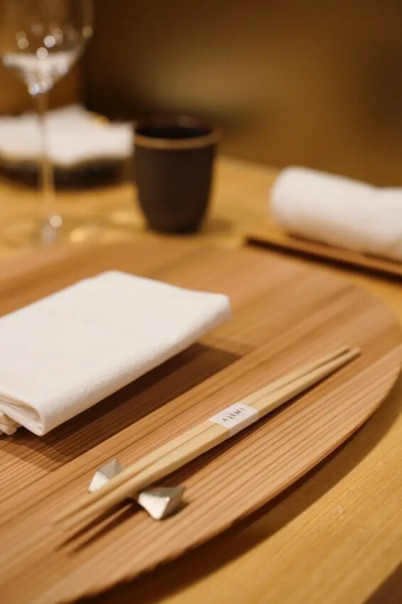 桌面餐具.jpg