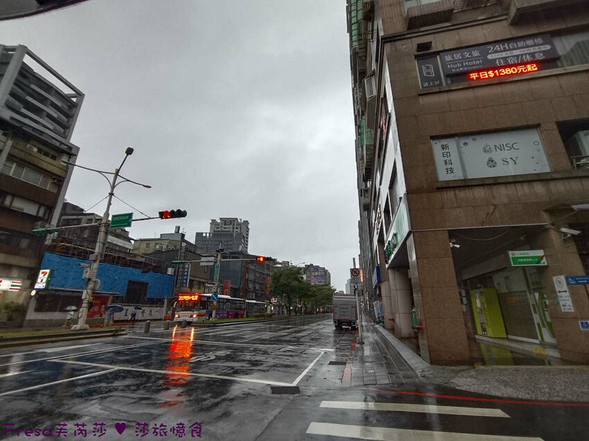 台北智能旅店推薦！旅居文旅近捷運夜市，松山火車站住宿推薦。