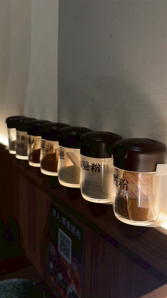 高雄燒肉推薦【鉄人燒肉】和牛入口即化有代烤|燒肉套餐CP值超