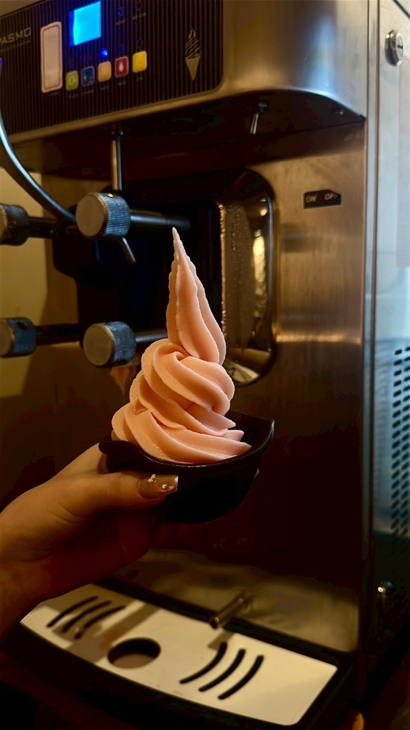 高雄燒肉推薦【鉄人燒肉】和牛入口即化有代烤|燒肉套餐CP值超