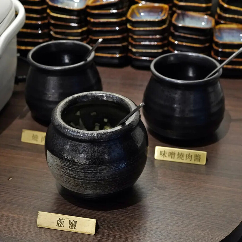 高雄燒肉推薦【鐵人燒肉】個人燒肉套餐超豐富│多人聚餐烤肉推薦