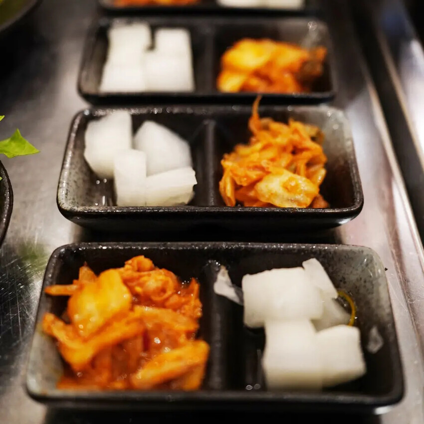 高雄燒肉推薦【鐵人燒肉】個人燒肉套餐超豐富│多人聚餐烤肉推薦