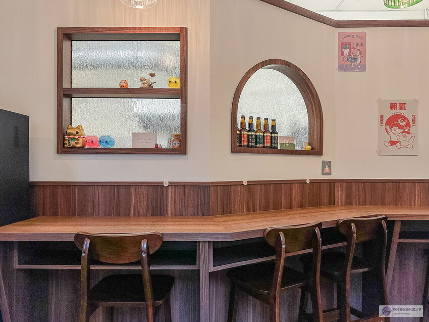 雲林巷弄中的日系燒餃子店，每日限量供應，晚來就吃不到了！